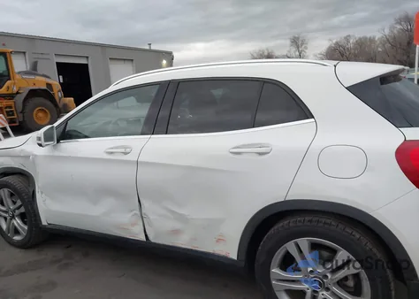 2015 Mercedes-Benz Gla 250 4Matic из США, поврежденный, VIN WDCTG4GB1FJ085810